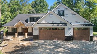 8121 Rothman Road, Fort Wayne, IN 46835