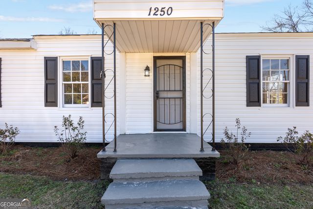 1250 Schley Street, Macon, GA 31206