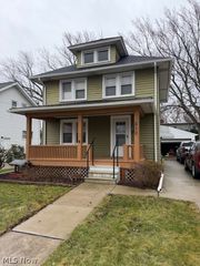 512 New 4th Street, Fairport Harbor, OH 44077