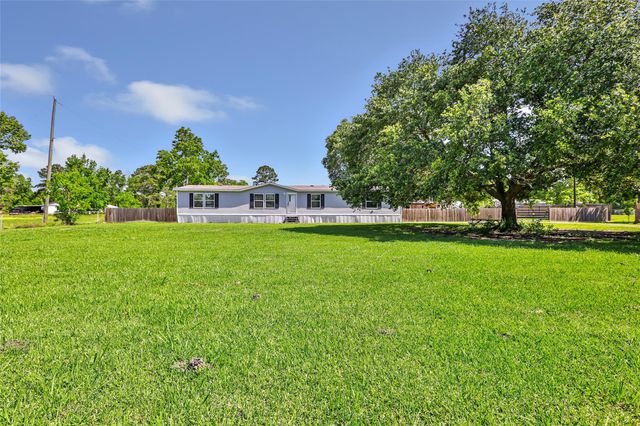 2213 Iron Ore Drive, Huffman, TX 77336