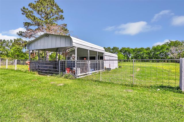 2213 Iron Ore Drive, Huffman, TX 77336