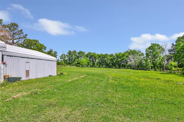2213 Iron Ore Drive, Huffman, TX 77336