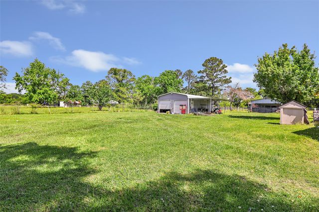 2213 Iron Ore Drive, Huffman, TX 77336