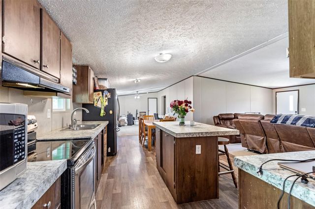 2213 Iron Ore Drive, Huffman, TX 77336
