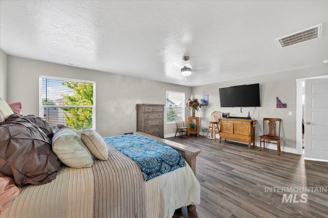 3080 W Everest St, Meridian, ID 83646