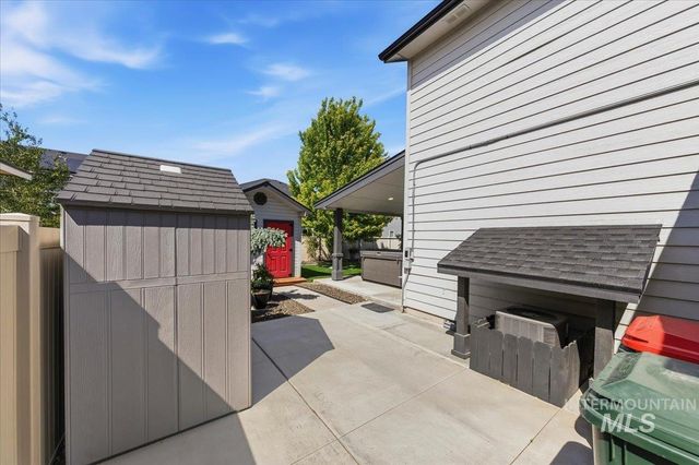 3080 W Everest St, Meridian, ID 83646