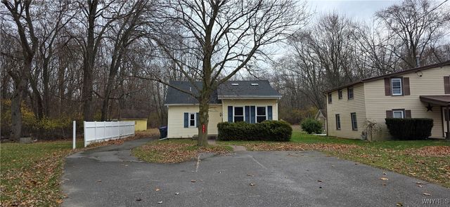 2749 Caledonia Street, Newfane, NY 14108