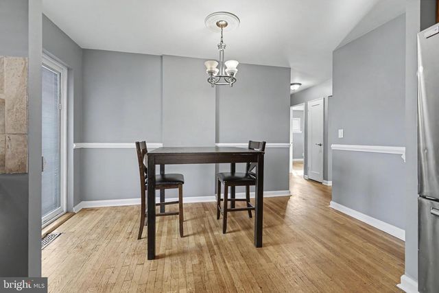 68 16TH AVE, Elmwood Park, NJ 07407
