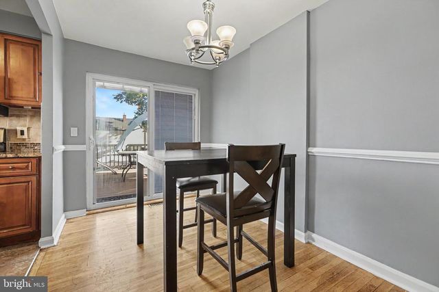 68 16TH AVE, Elmwood Park, NJ 07407