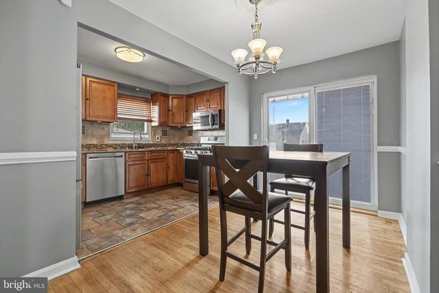 68 16TH AVE, Elmwood Park, NJ 07407