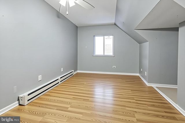 68 16TH AVE, Elmwood Park, NJ 07407