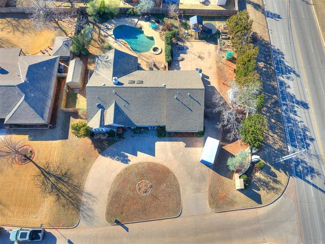 12209 Quail Creek Road, Oklahoma City, OK 73120