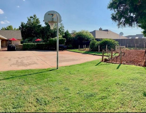 12209 Quail Creek Road, Oklahoma City, OK 73120