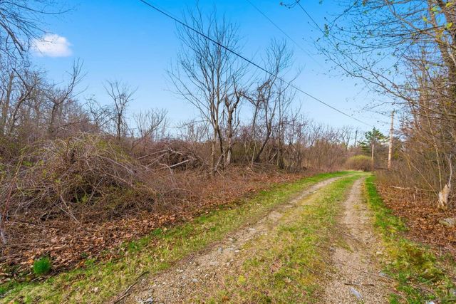 465 Alpine Rd, Fitchburg, MA 01420