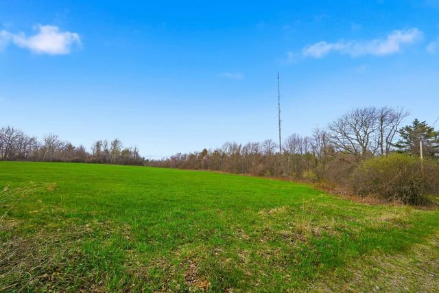 465 Alpine Rd, Fitchburg, MA 01420