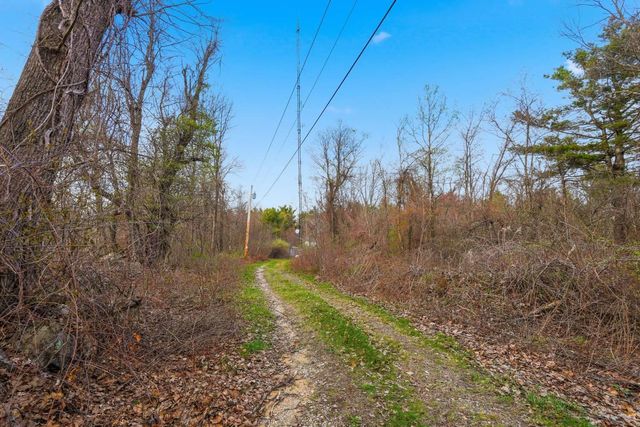 465 Alpine Rd, Fitchburg, MA 01420