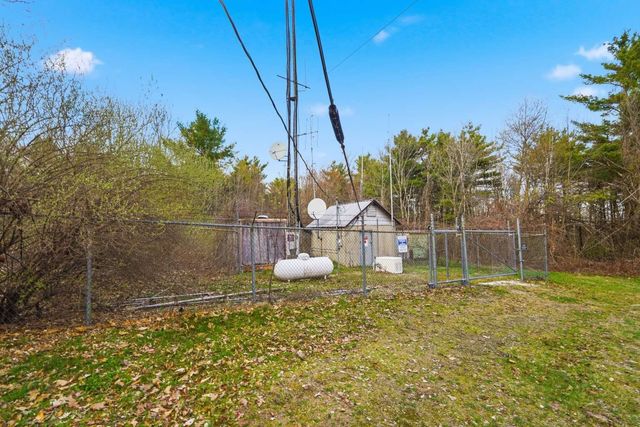 465 Alpine Rd, Fitchburg, MA 01420