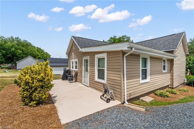117 Sunset Drive, Randleman, NC 27317