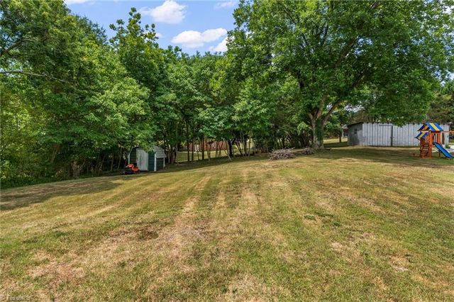 117 Sunset Drive, Randleman, NC 27317
