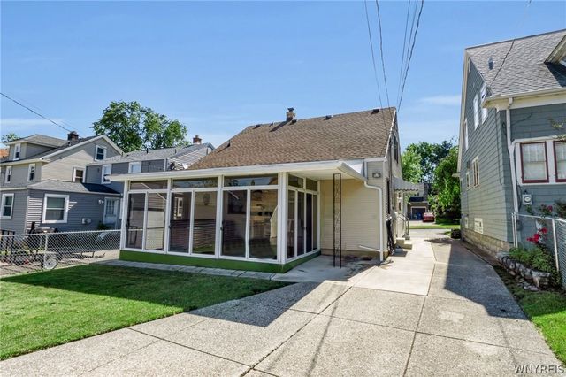 84 Windermere Boulevard, Amherst, NY 14226