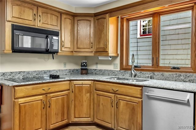 84 Windermere Boulevard, Amherst, NY 14226