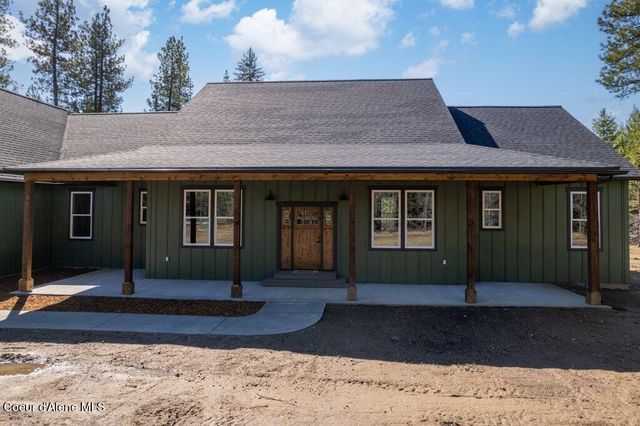 708 Tweedie RD, Blanchard, ID 83804