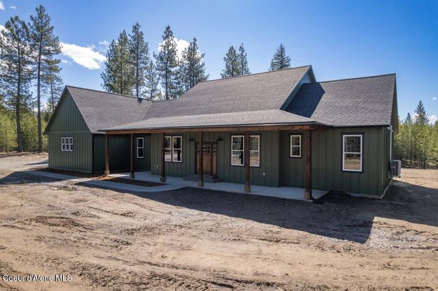 708 Tweedie RD, Blanchard, ID 83804