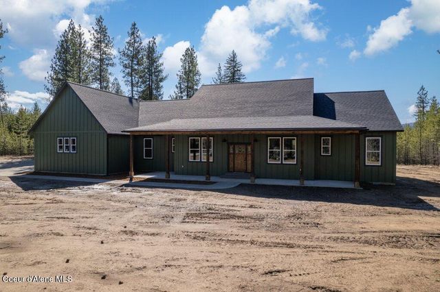 708 Tweedie RD, Blanchard, ID 83804
