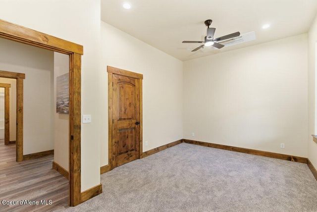 708 Tweedie RD, Blanchard, ID 83804