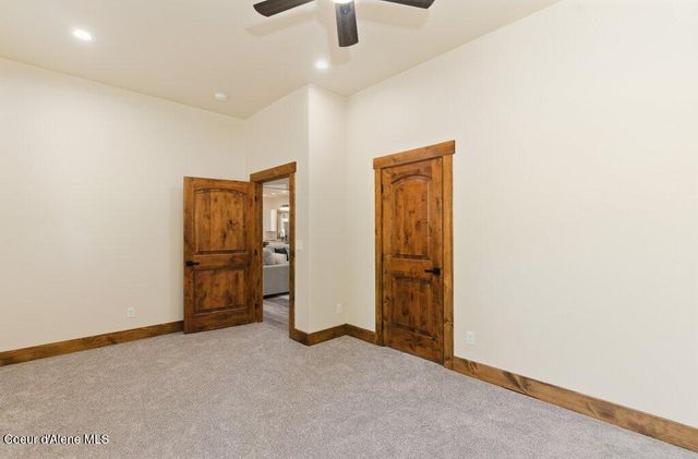 708 Tweedie RD, Blanchard, ID 83804