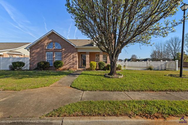 87 Park Ln, Warner Robins, GA 31093