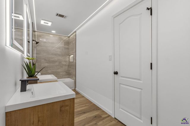 87 Park Ln, Warner Robins, GA 31093