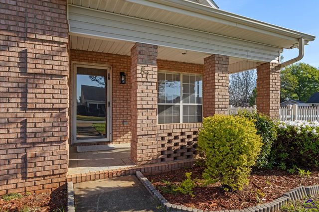 87 Park Ln, Warner Robins, GA 31093