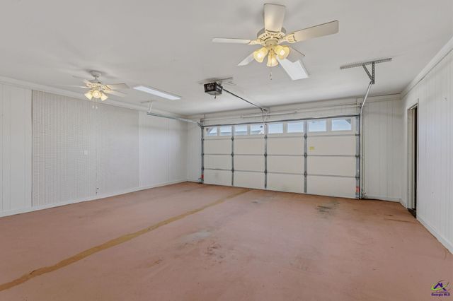 87 Park Ln, Warner Robins, GA 31093