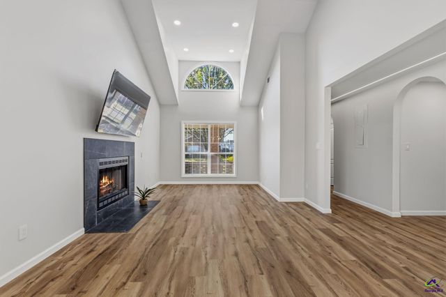 87 Park Ln, Warner Robins, GA 31093