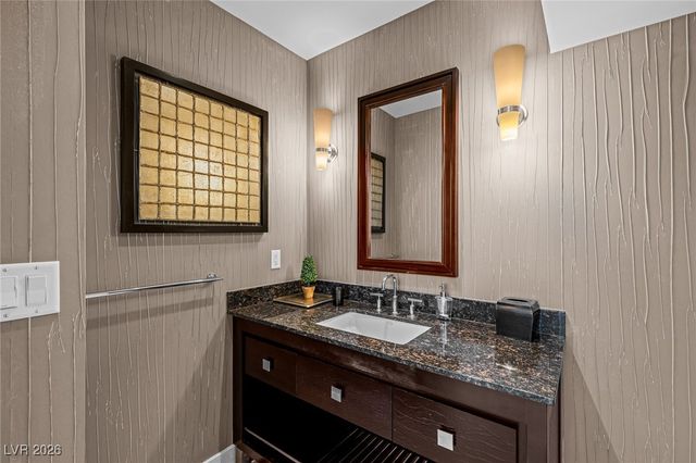 2700 Las Vegas Boulevard 4304, Las Vegas, NV 89109