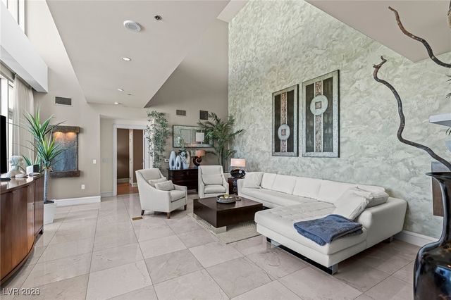 2700 Las Vegas Boulevard 4304, Las Vegas, NV 89109