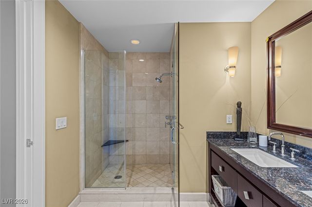 2700 Las Vegas Boulevard 4304, Las Vegas, NV 89109