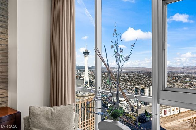 2700 Las Vegas Boulevard 4304, Las Vegas, NV 89109