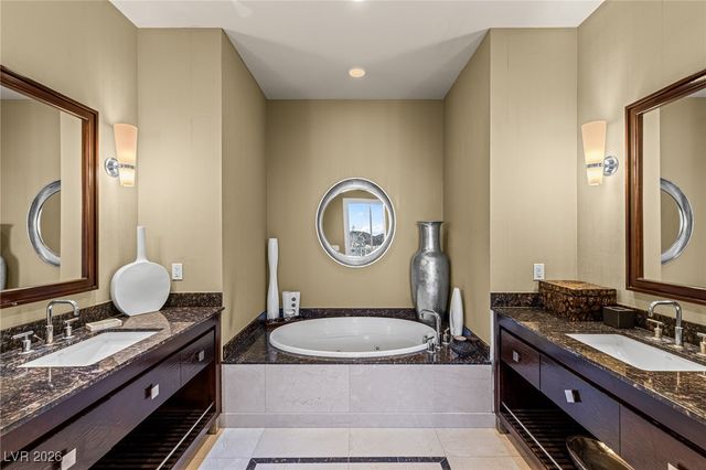 2700 Las Vegas Boulevard 4304, Las Vegas, NV 89109