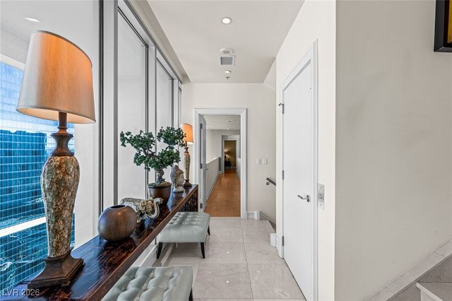 2700 Las Vegas Boulevard 4304, Las Vegas, NV 89109