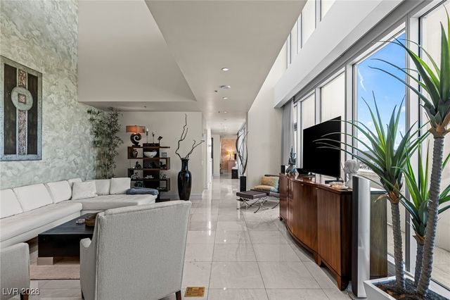 2700 Las Vegas Boulevard 4304, Las Vegas, NV 89109