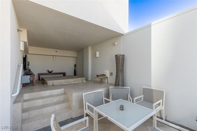 2700 Las Vegas Boulevard 4304, Las Vegas, NV 89109