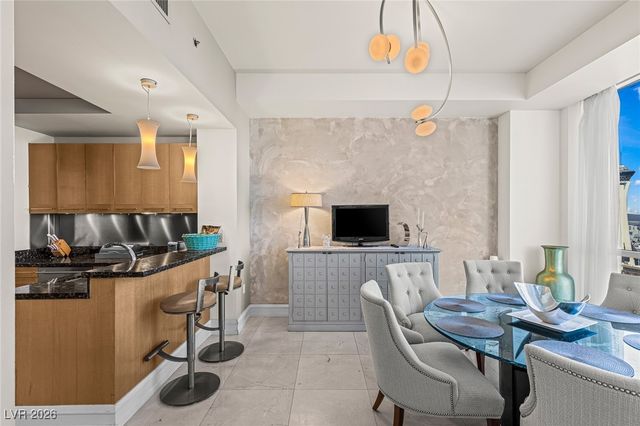 2700 Las Vegas Boulevard 4304, Las Vegas, NV 89109