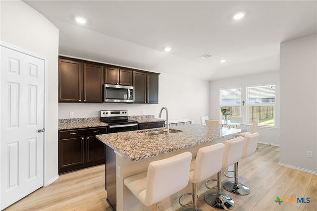 8923 Cantera Ridge Road, Temple, TX 76502