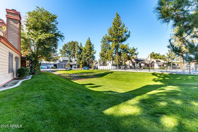 14002 N 49TH Avenue 1012, Glendale, AZ 85306