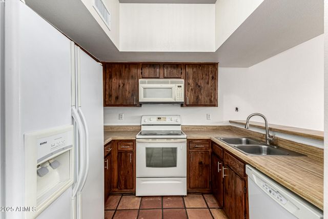 14002 N 49TH Avenue 1012, Glendale, AZ 85306