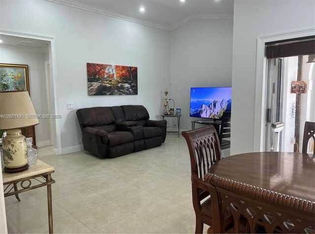 1544 Springside Dr 1544, Weston, FL 33326