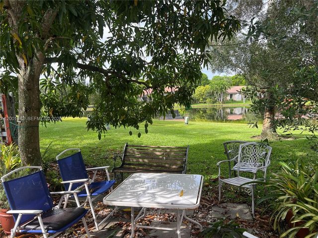 1544 Springside Dr 1544, Weston, FL 33326