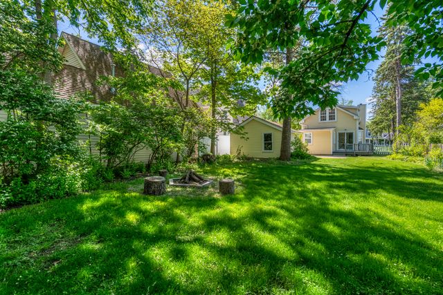 345 Main Street, Batavia, IL 60510